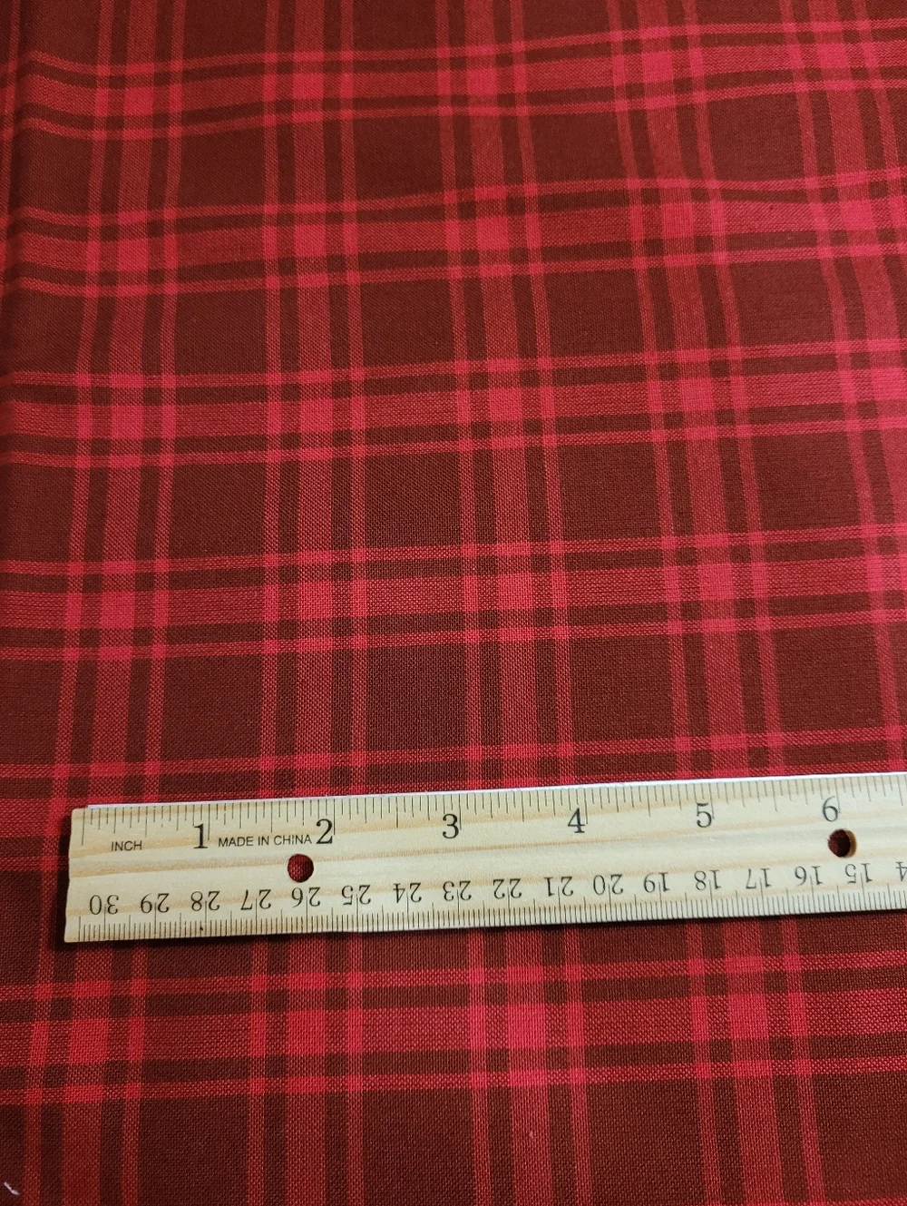 Red Plaid Fabric Unbranded 1 Yard (0804)